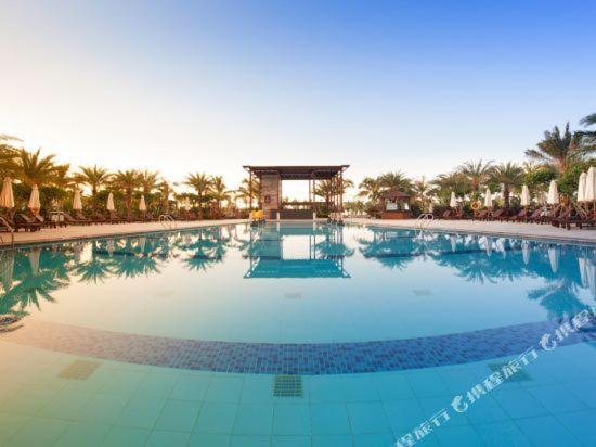 Aloha Oceanfront Suite Resort Lingshui  외부 사진