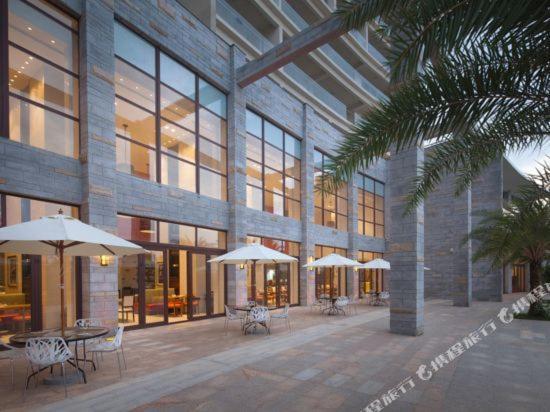 Aloha Oceanfront Suite Resort Lingshui  외부 사진