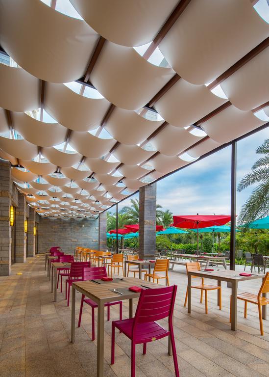 Aloha Oceanfront Suite Resort Lingshui  외부 사진